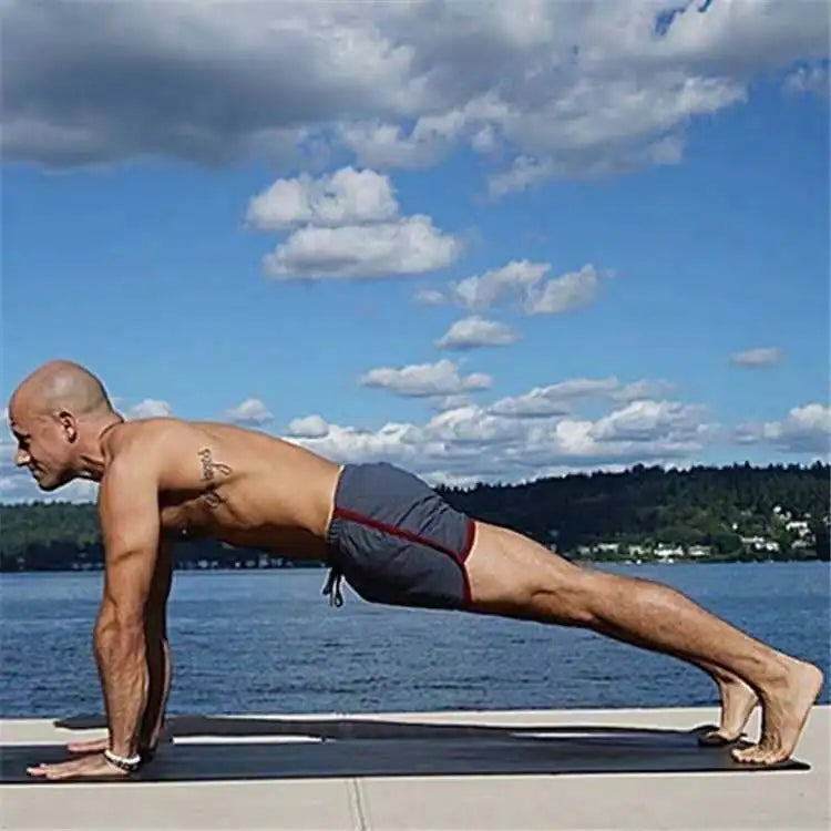 Beach Pants Summer Sports Men's Muscle Fitness Casual Mesh Breathable Pants Running Training Quick Dry Breathable Shorts
